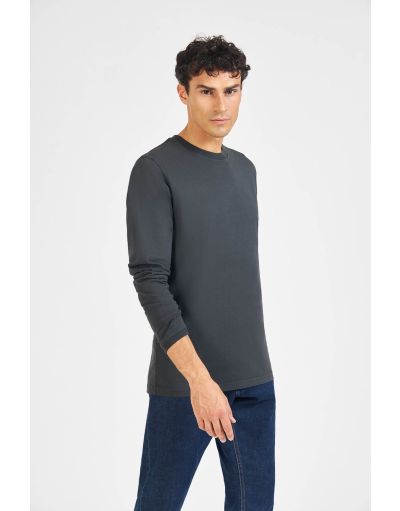 LONG-SLEEVED T-SHIRT