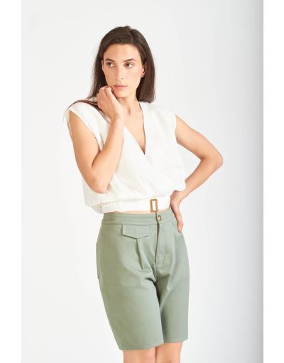 BELTED TOP