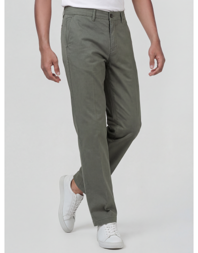 REGULAR FIT CHINOS IN COMFORT STRETCH FABRIC, GARMENT-DYED, MADE IN ITALY